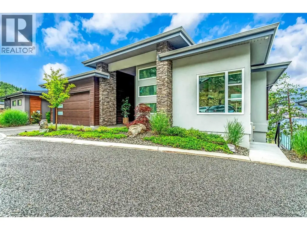 3452 Blue Grass Lane, Kelowna