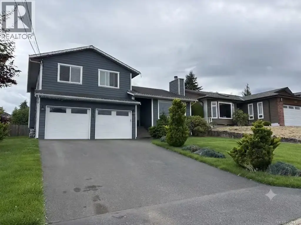 6063 Waldbank Rd, Nanaimo