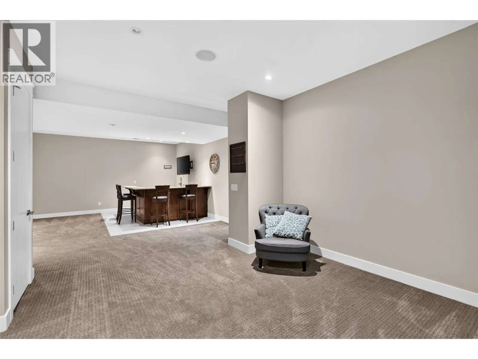 438 Farris Road. Kelowna, British Columbia