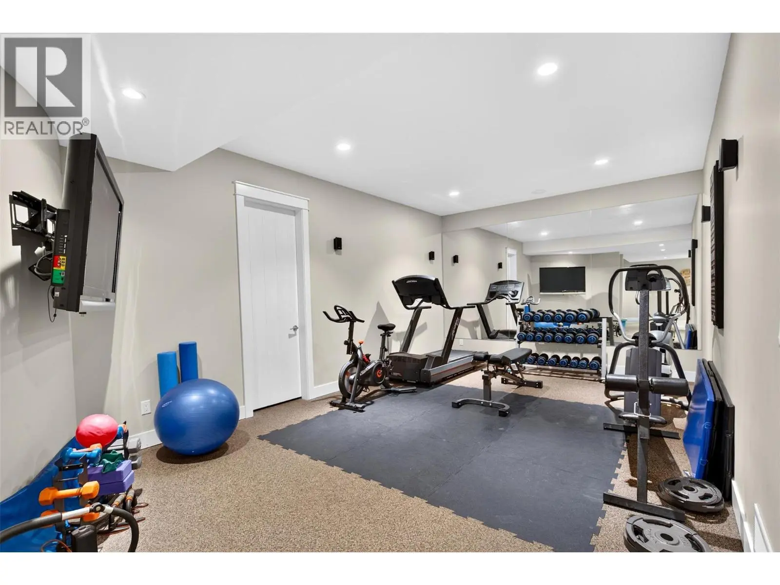 438 Farris Road. Kelowna, British Columbia