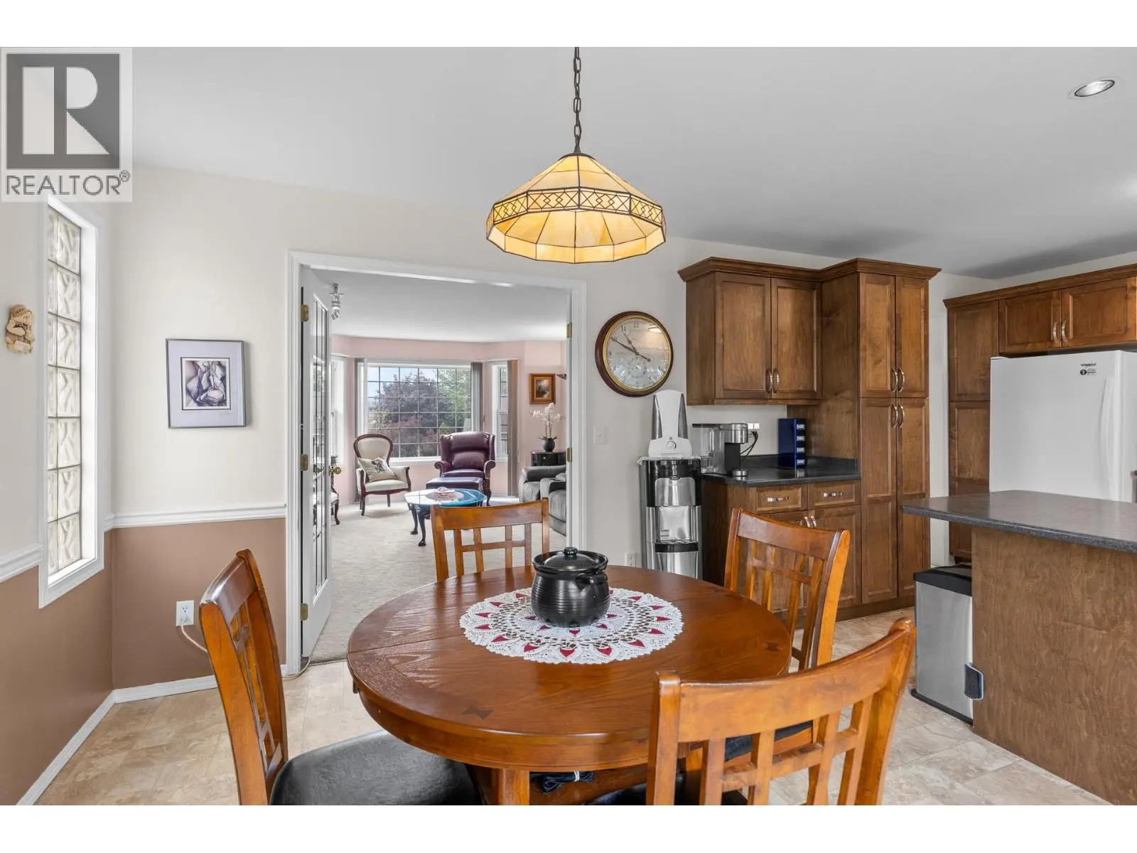 280 Cosens Court. Kelowna, British Columbia
