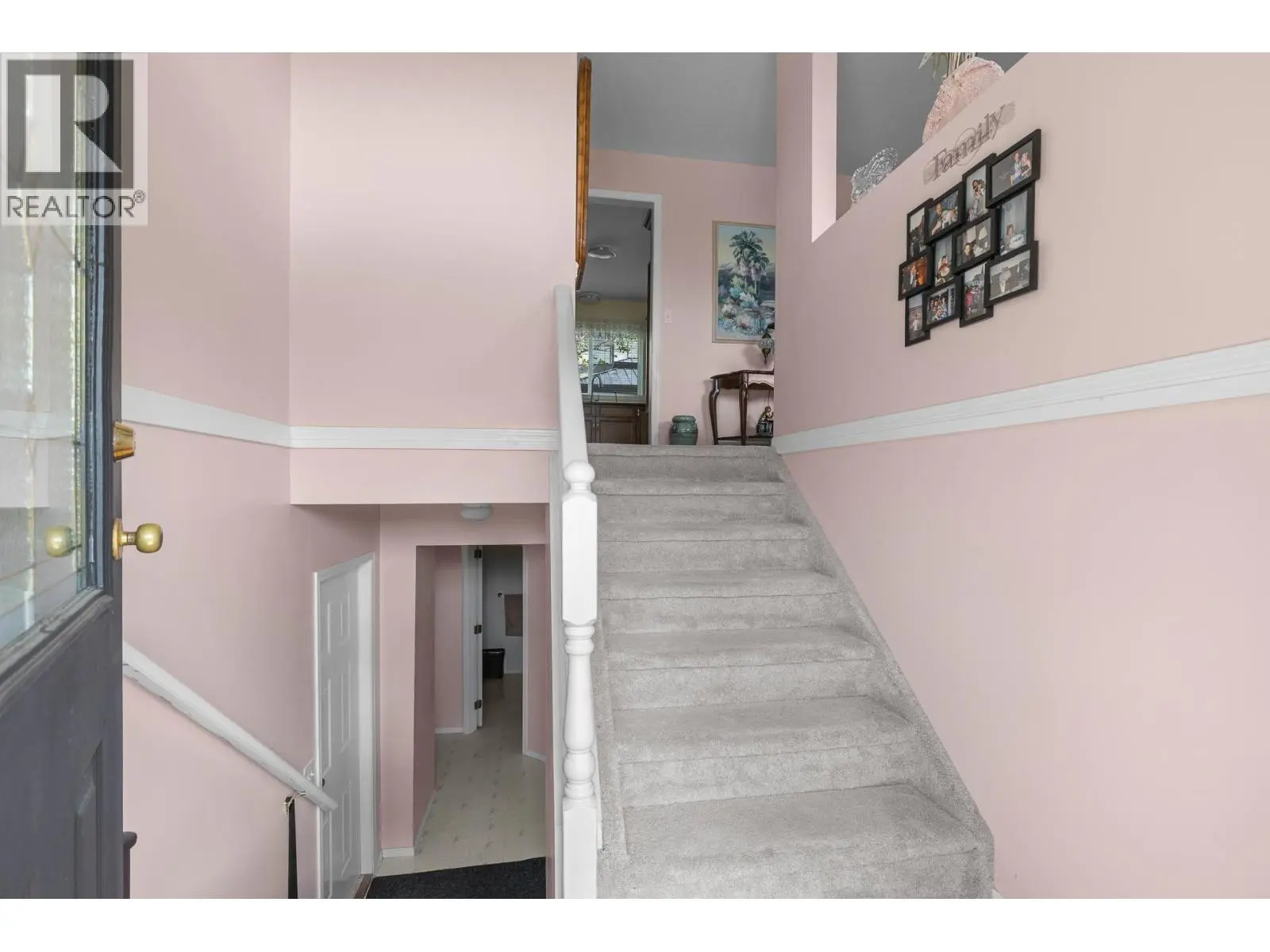 280 Cosens Court. Kelowna, British Columbia