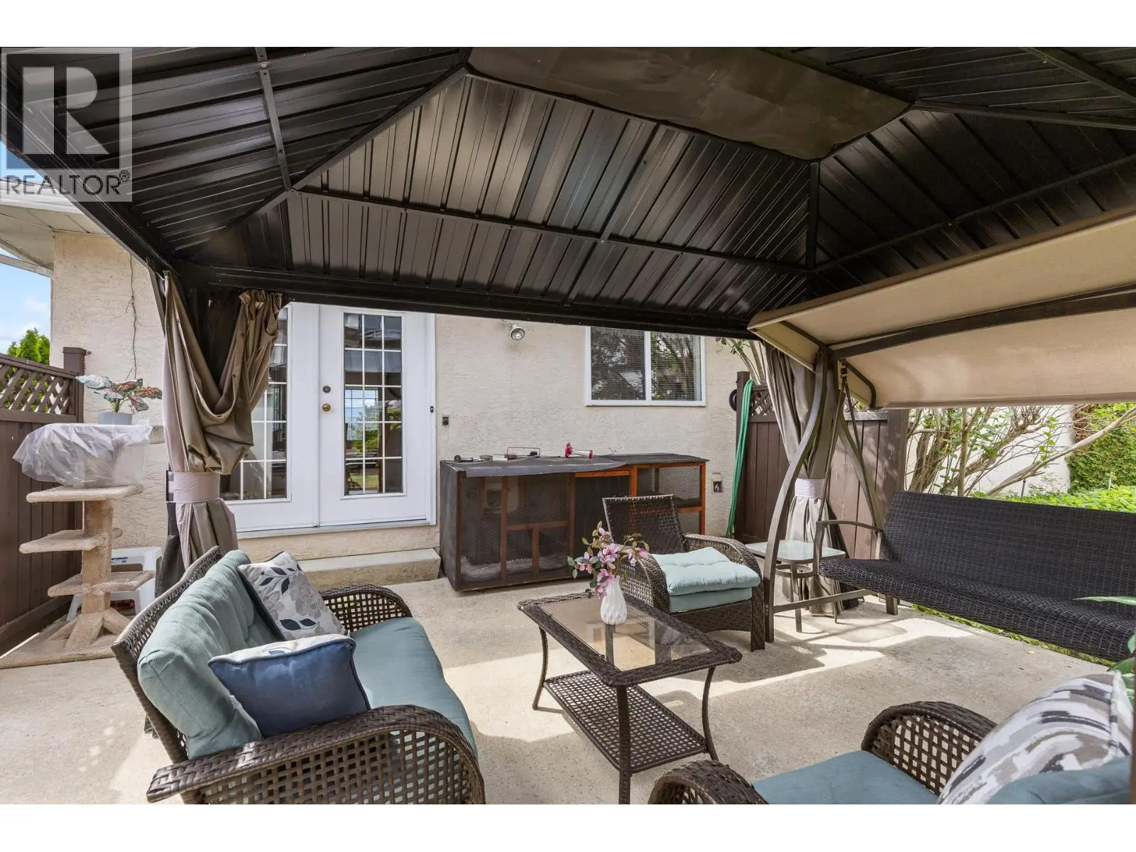 280 Cosens Court. Kelowna, British Columbia
