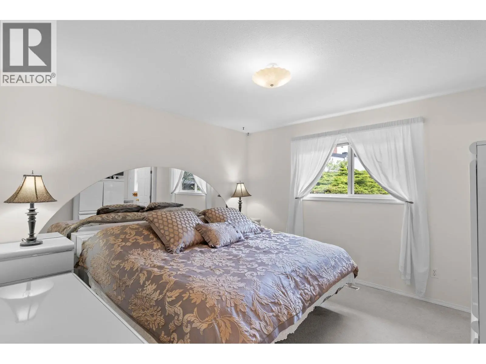 280 Cosens Court. Kelowna, British Columbia