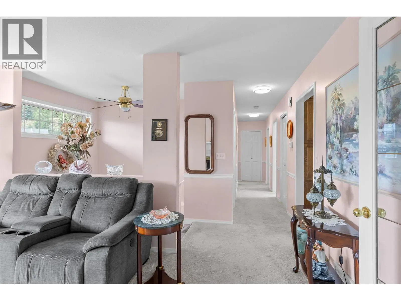 280 Cosens Court. Kelowna, British Columbia