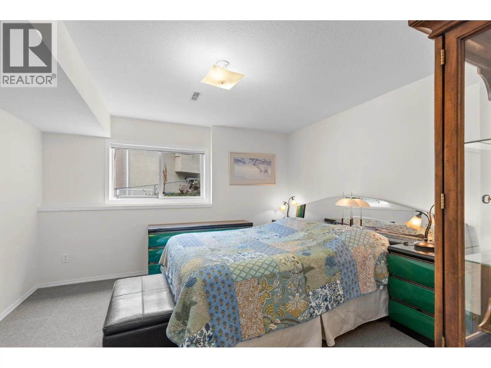 280 Cosens Court. Kelowna, British Columbia