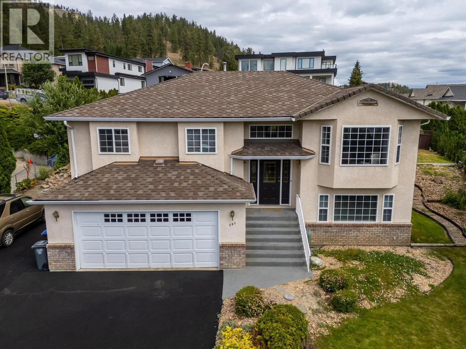 280 Cosens Court. Kelowna, British Columbia