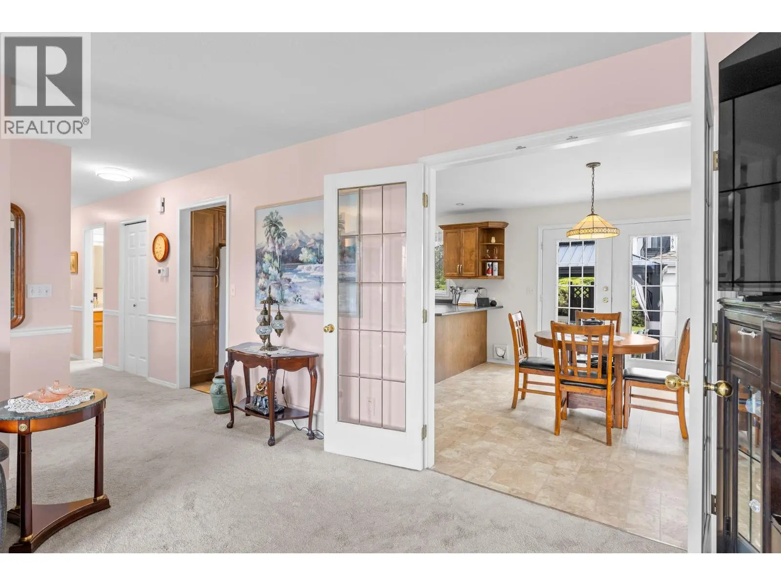 280 Cosens Court. Kelowna, British Columbia