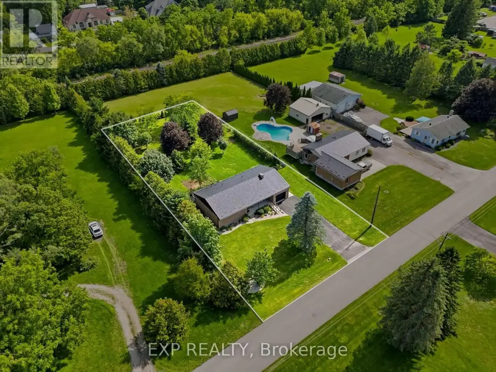 120 Huron Avenue, Middlesex Centre (Komoka)