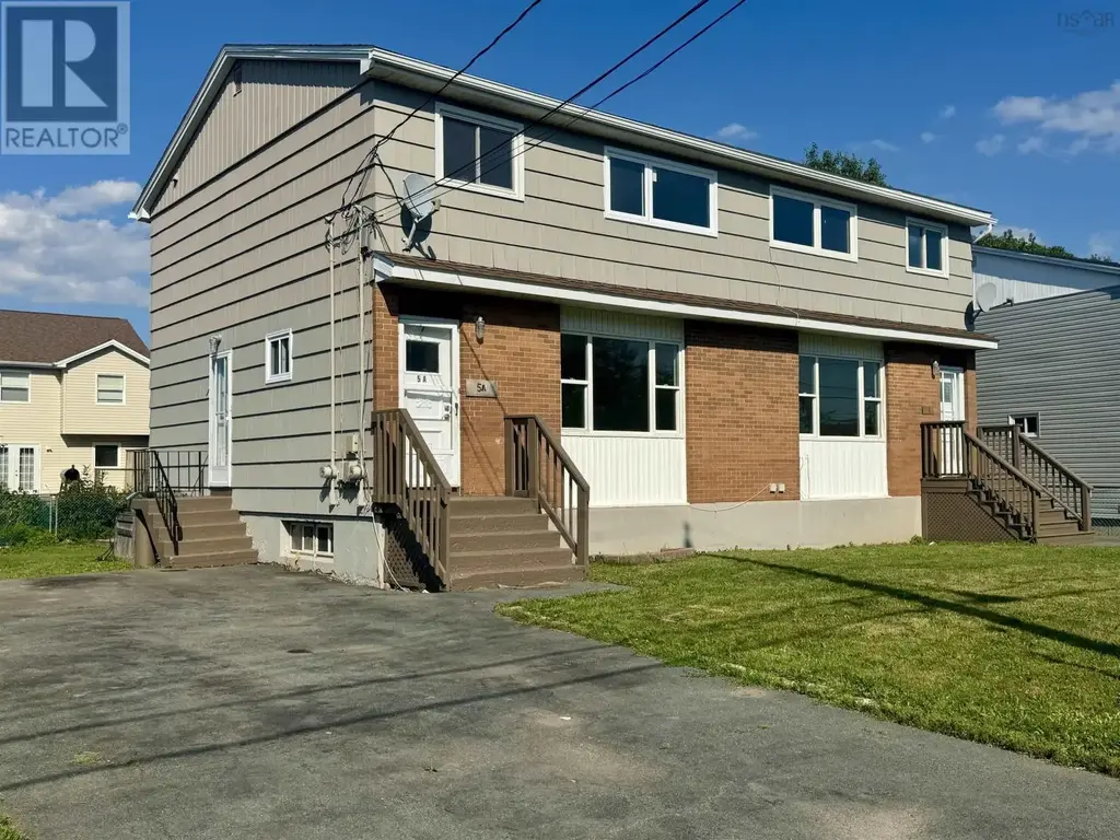 5/5a Marilyn Drive, Dartmouth
