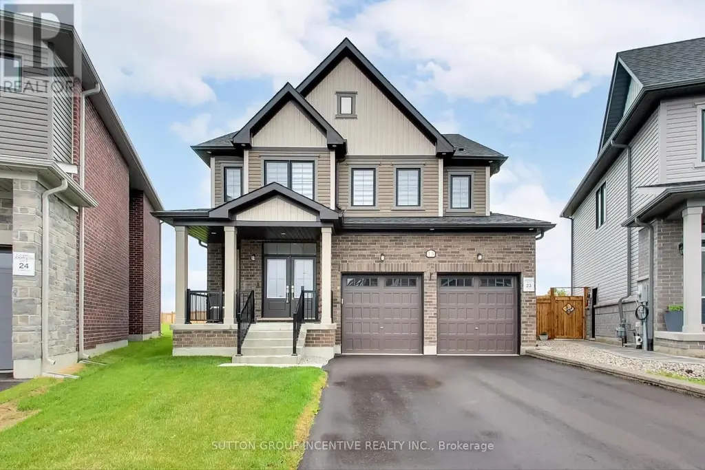13 Abbey Crescent, Barrie