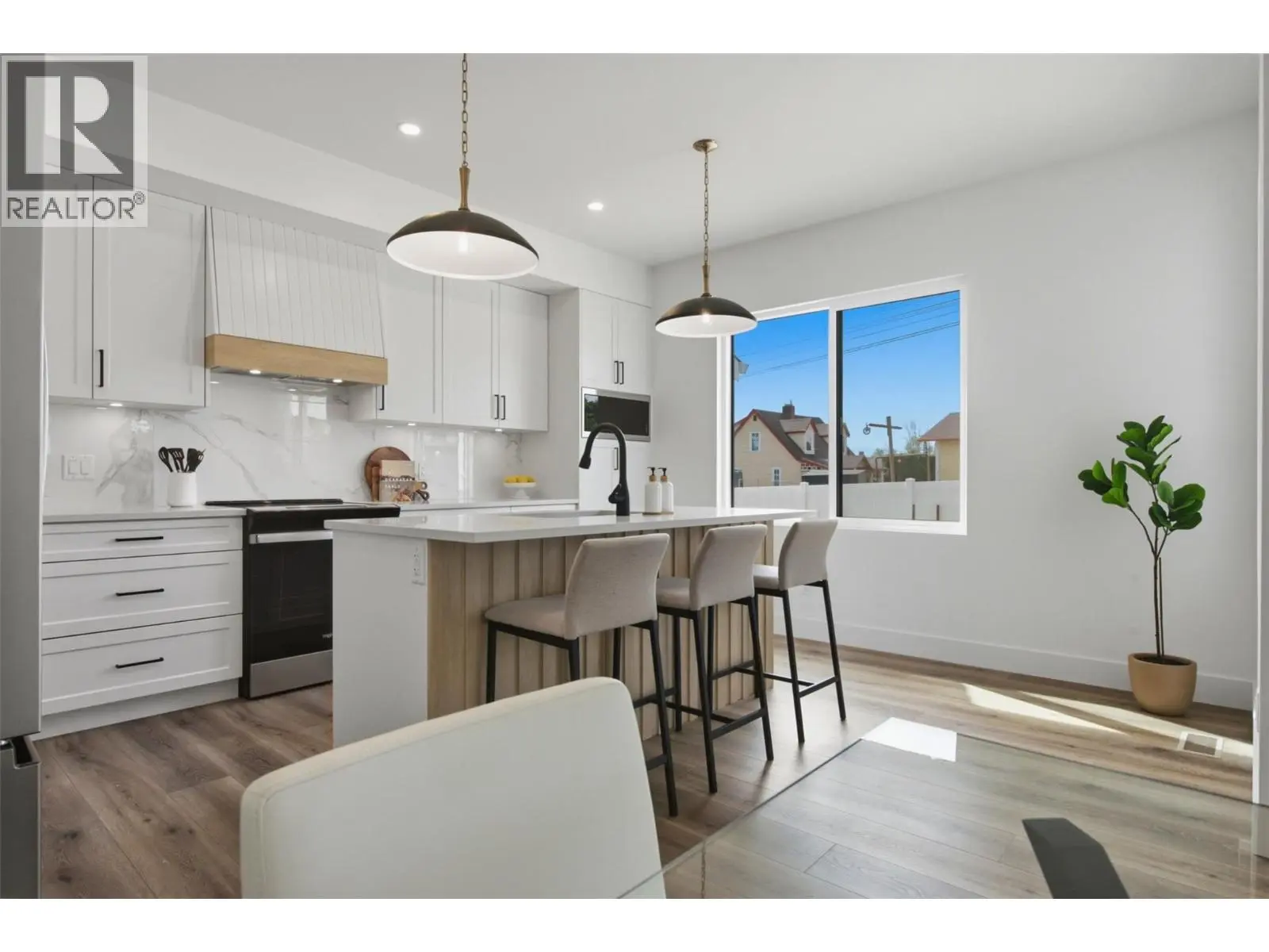11565 Okanagan Centre Road E Unit# 8. Lake Country, British Columbia