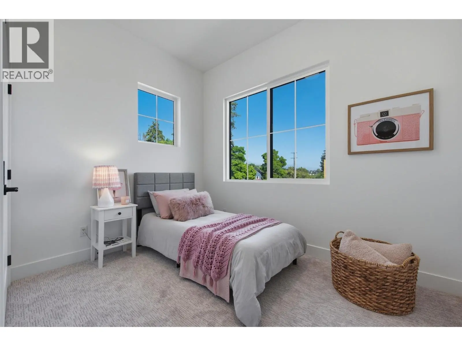 11565 Okanagan Centre Road E Unit# 8. Lake Country, British Columbia