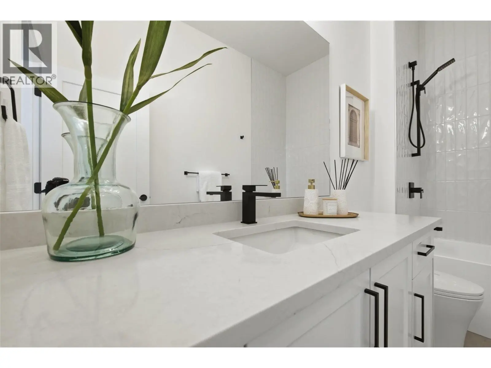 11565 Okanagan Centre Road E Unit# 8. Lake Country, British Columbia