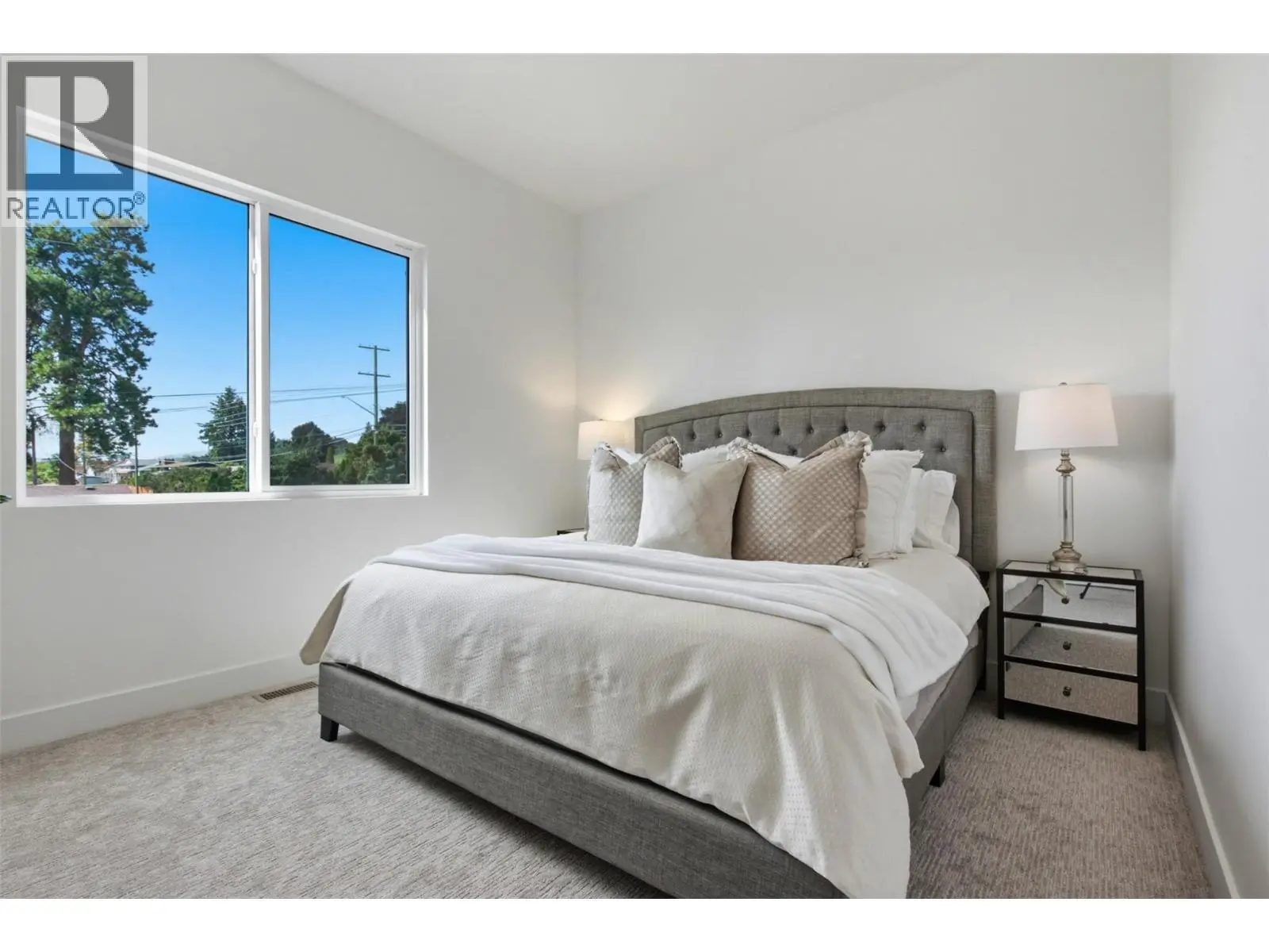 11565 Okanagan Centre Road E Unit# 8. Lake Country, British Columbia