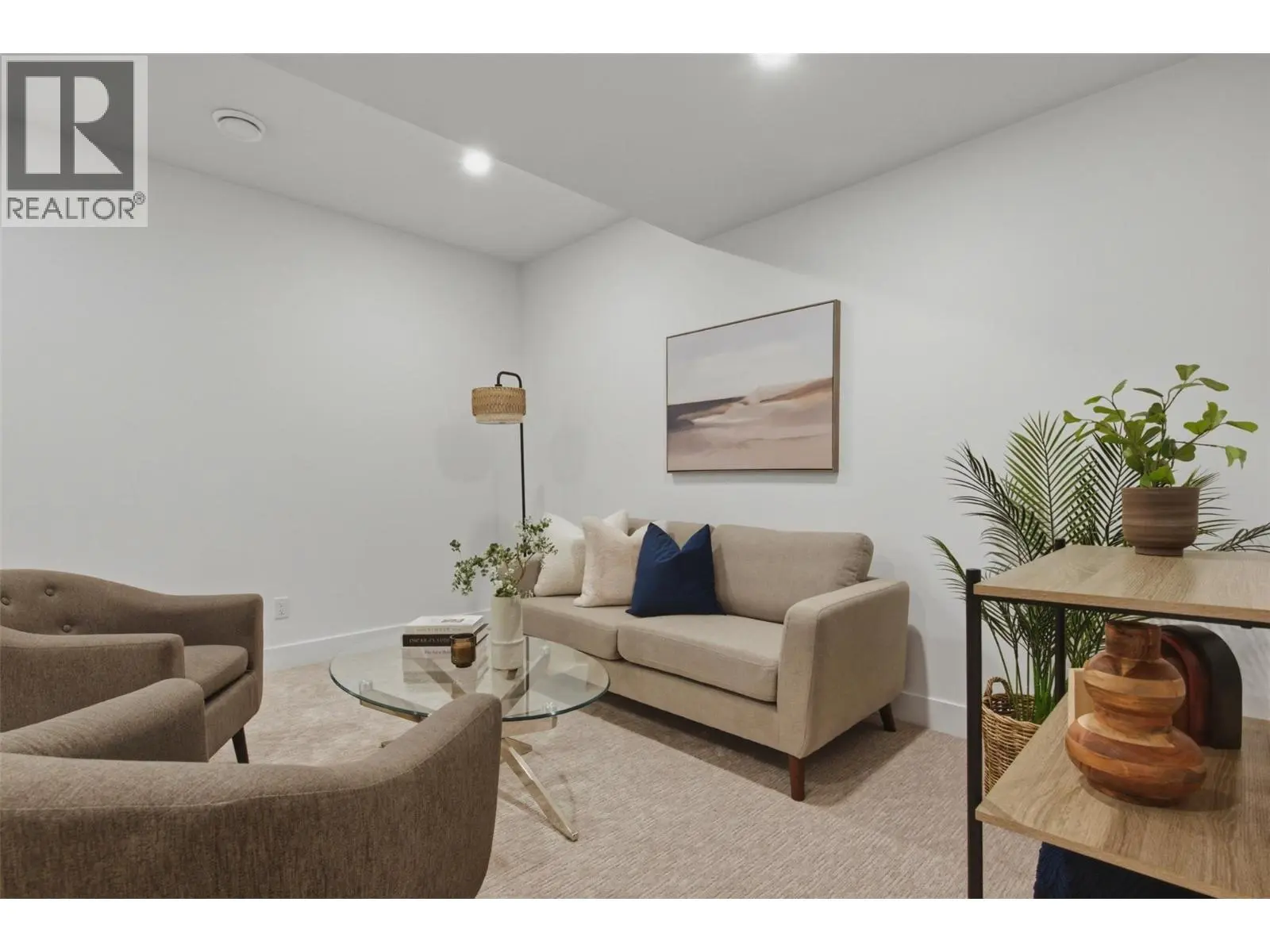 11565 Okanagan Centre Road E Unit# 8. Lake Country, British Columbia