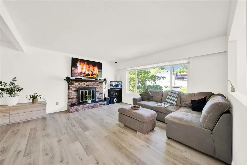 32410 Diamond Avenue, Mission