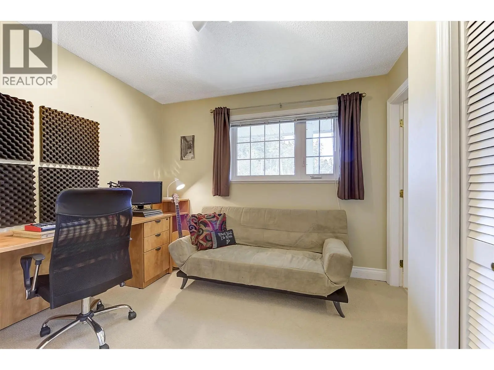 4299 Hobson Road. Kelowna, British Columbia