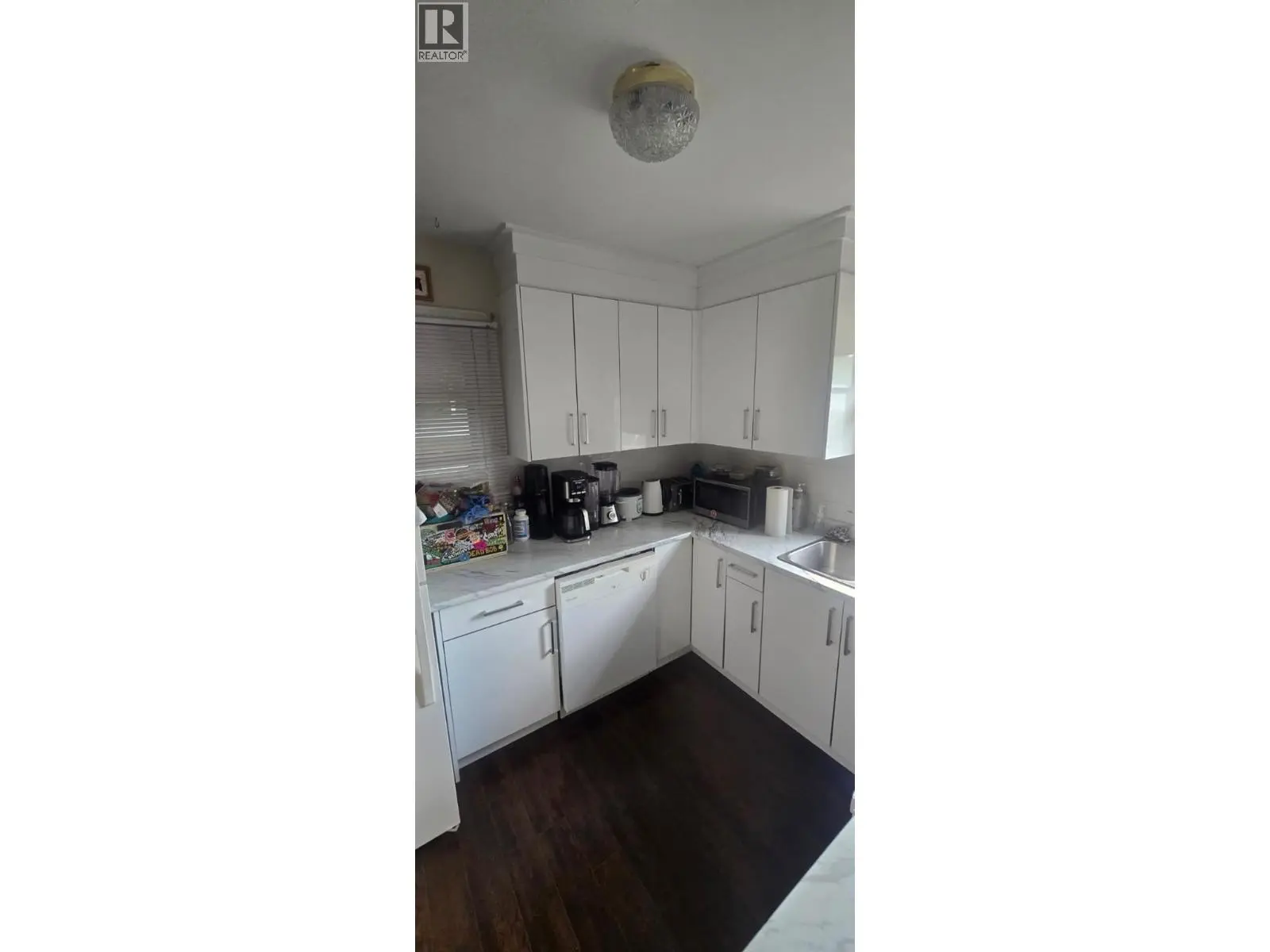 2038 Richter Street. Kelowna, British Columbia