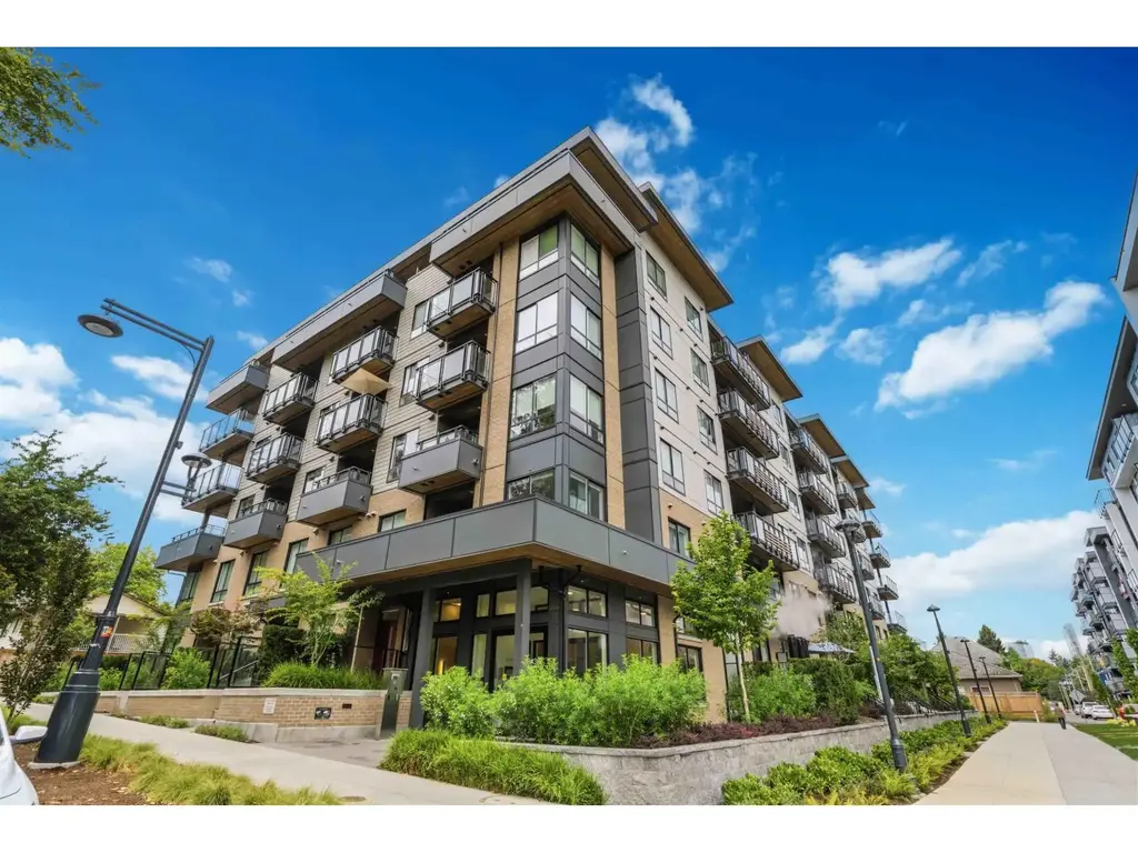 403 13439 94a Avenue, Surrey