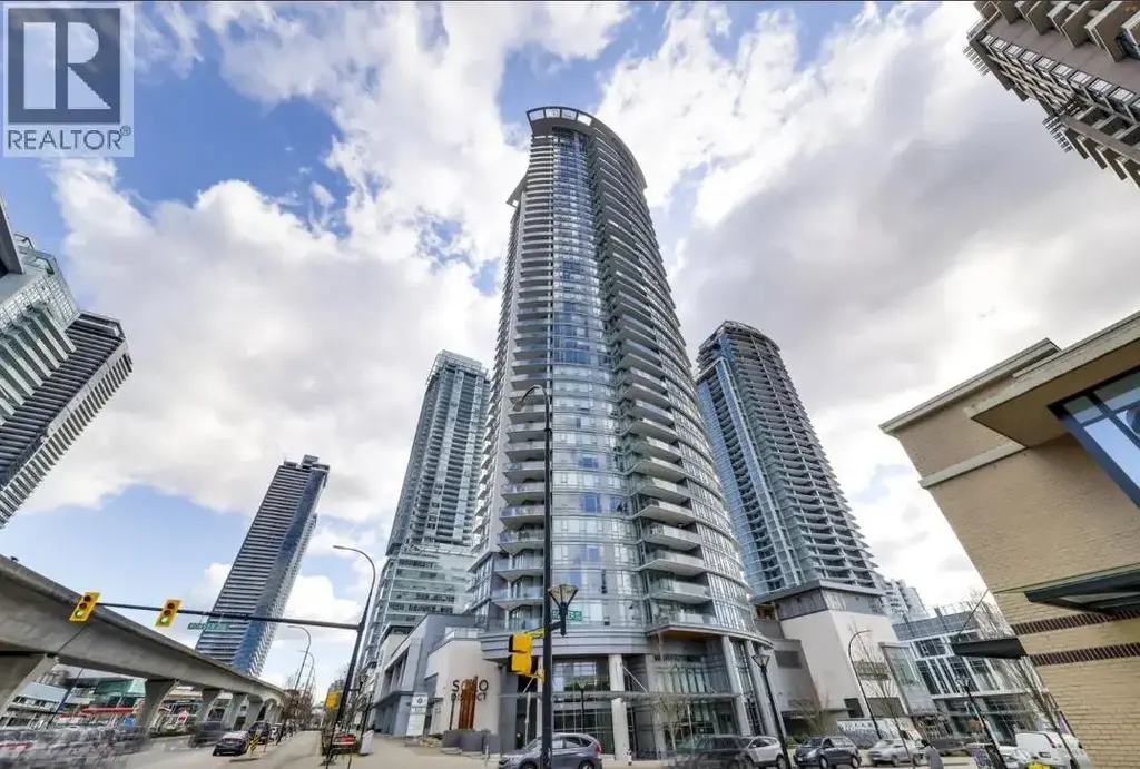 3205 2008 Rosser Avenue, Burnaby