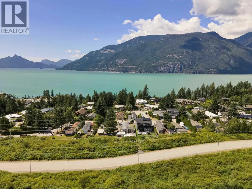 819 Britannia Way, Squamish