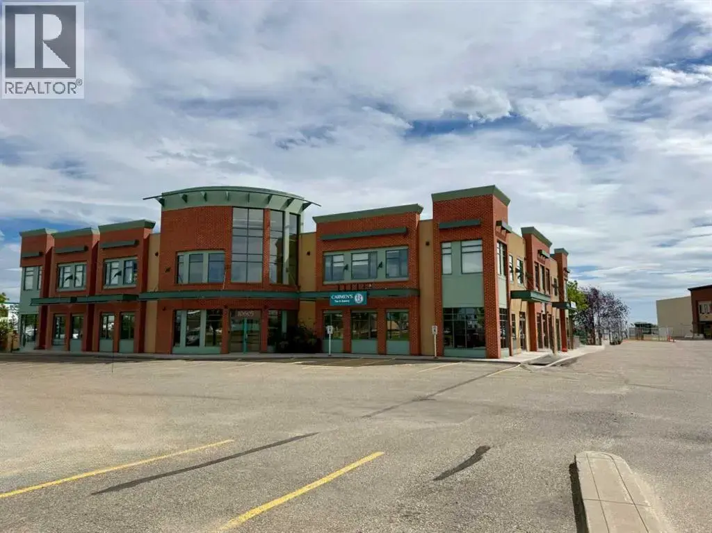 205, 10605 West Side Drive, Grande Prairie