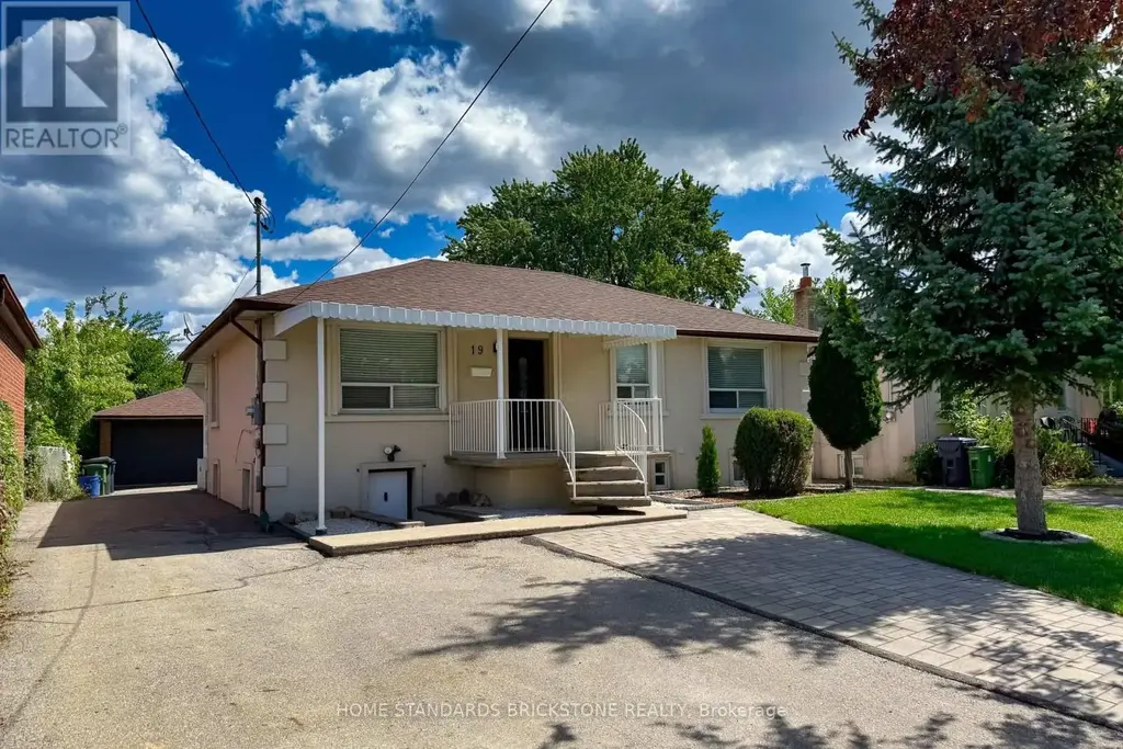 19 Granite Street, Toronto (Clanton Park)