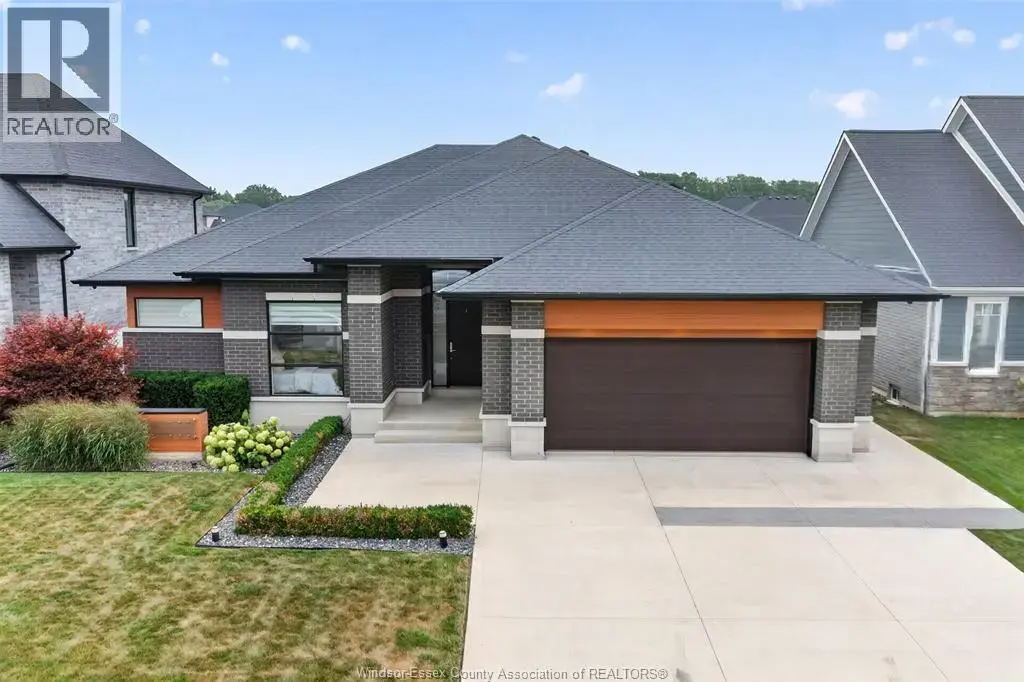 212 Rafih Crescent, Lakeshore
