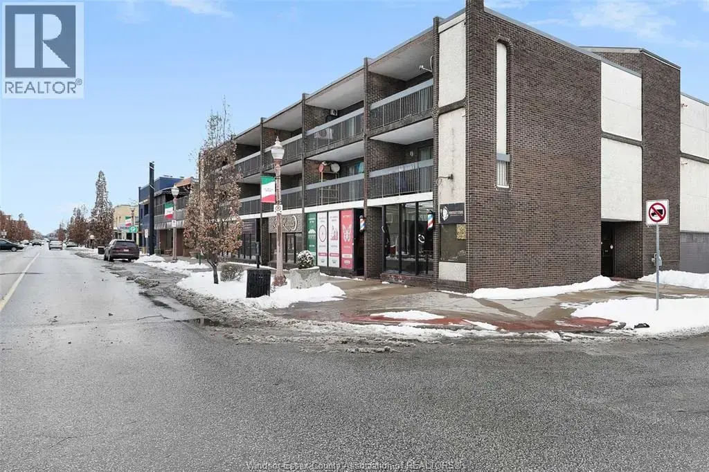 995 Elsmere, Windsor