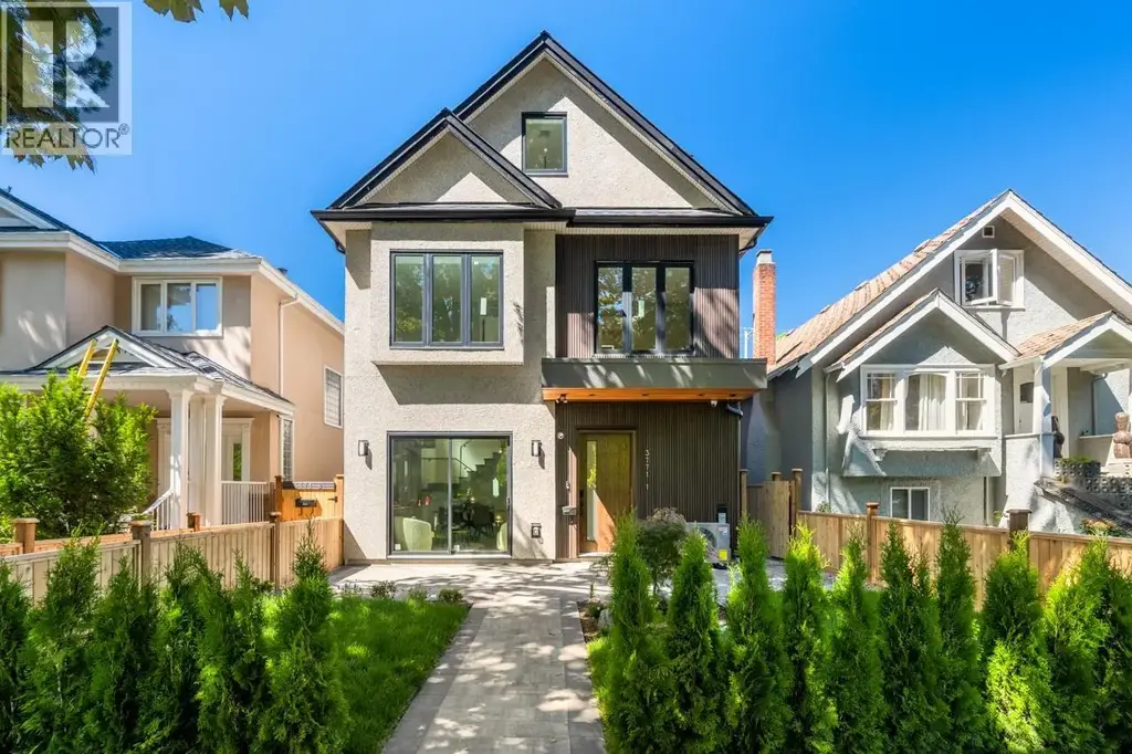 1 3771 W King Edward Avenue, Vancouver