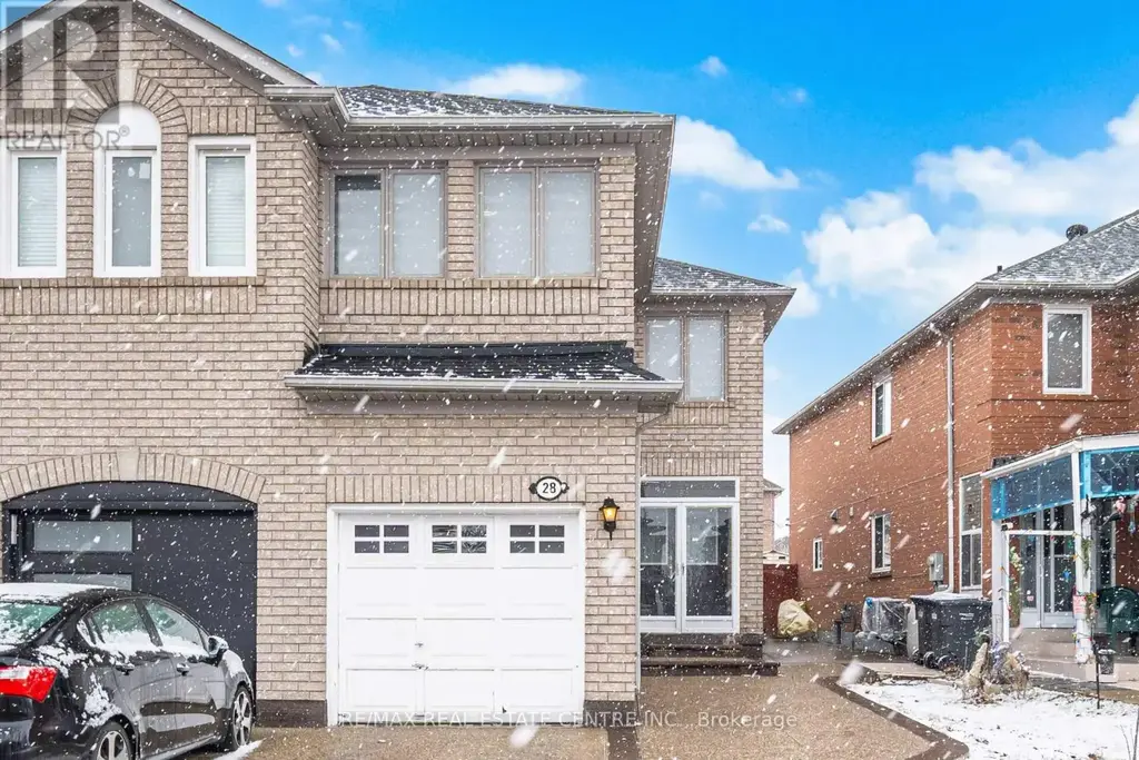 28 Mount Fuji Crescent, Brampton (Sandringham-Wellington)