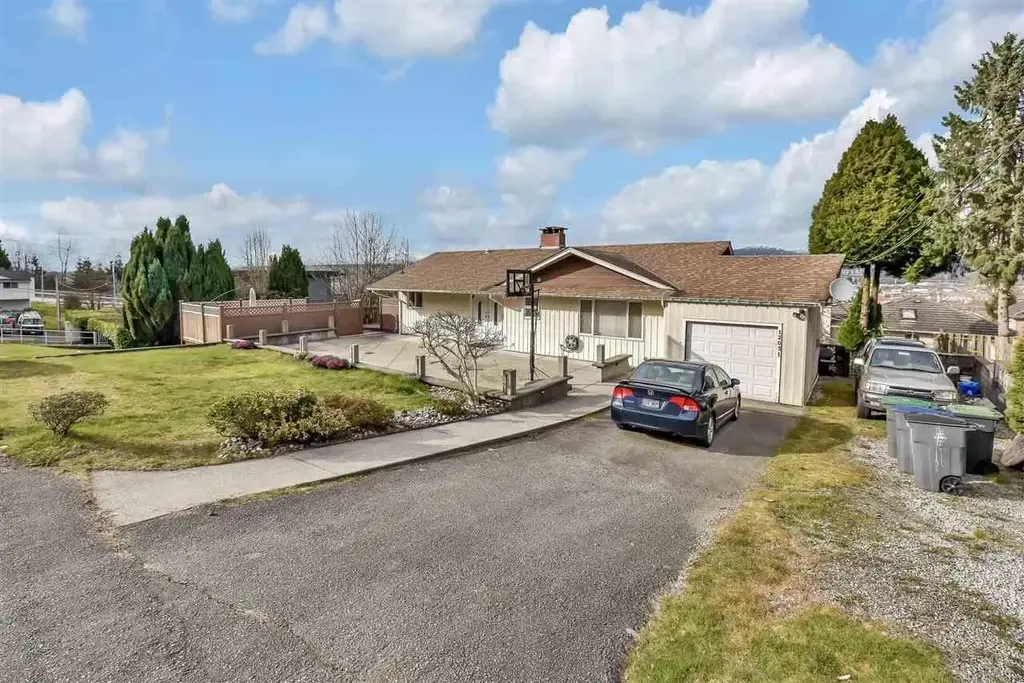 12031 101 Avenue, Surrey