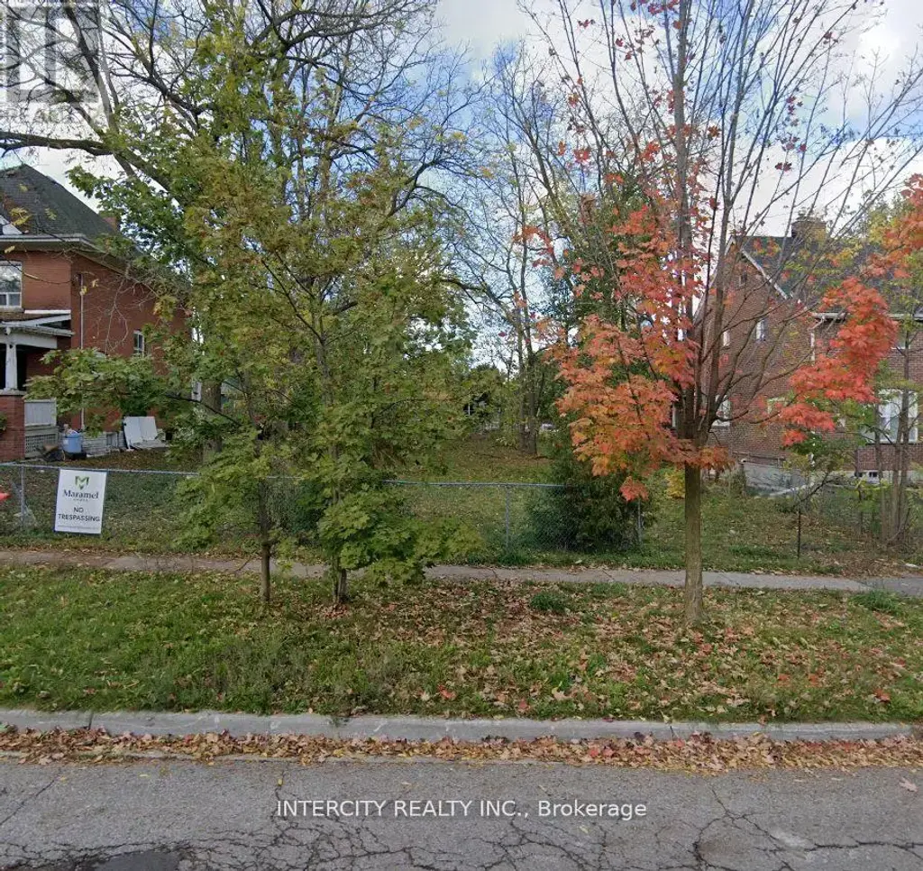 39 Roseview Avenue, Richmond Hill (Oak Ridges)