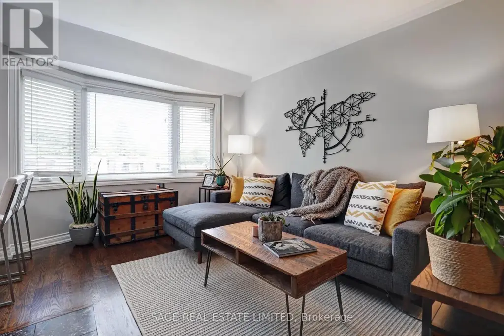 301 - 60 Kippendavie Avenue, Toronto (The Beaches)