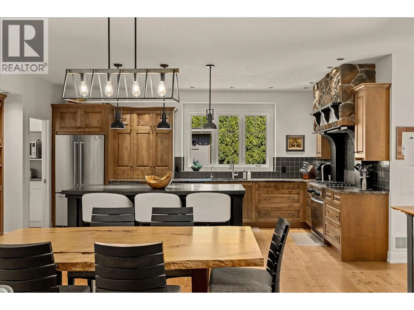 4295 Hobson Road. Kelowna, British Columbia