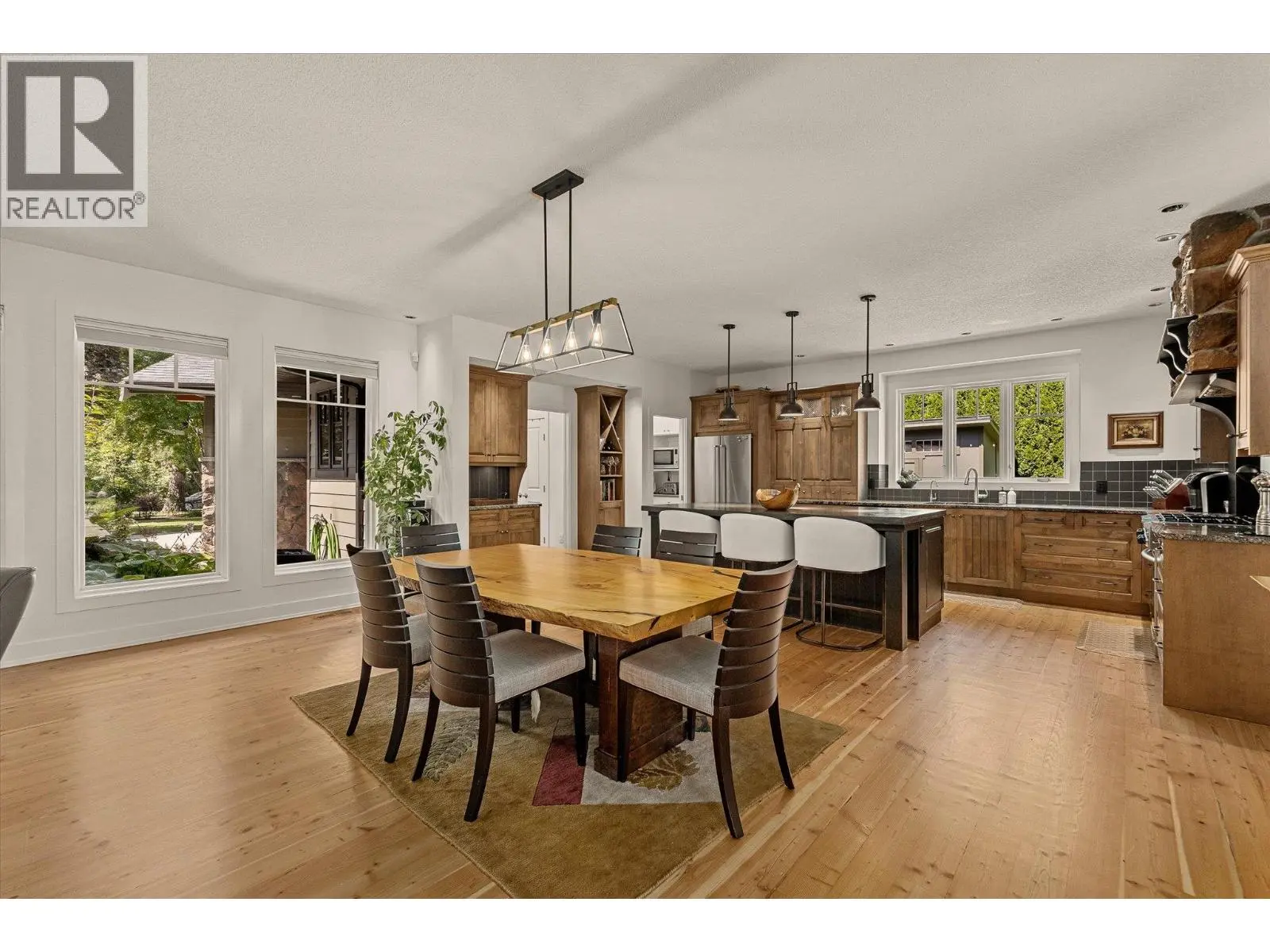 4295 Hobson Road. Kelowna, British Columbia