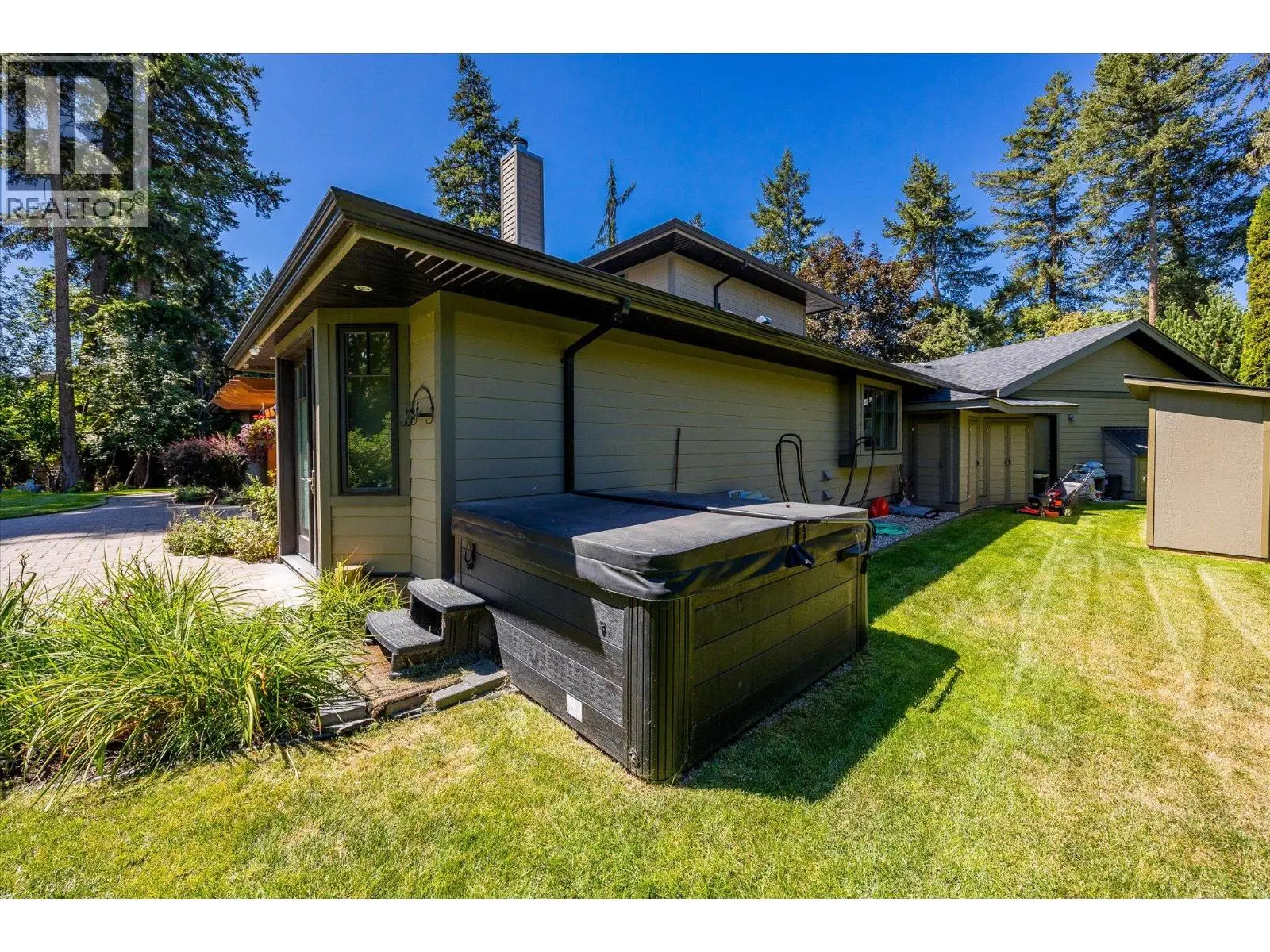 4295 Hobson Road. Kelowna, British Columbia