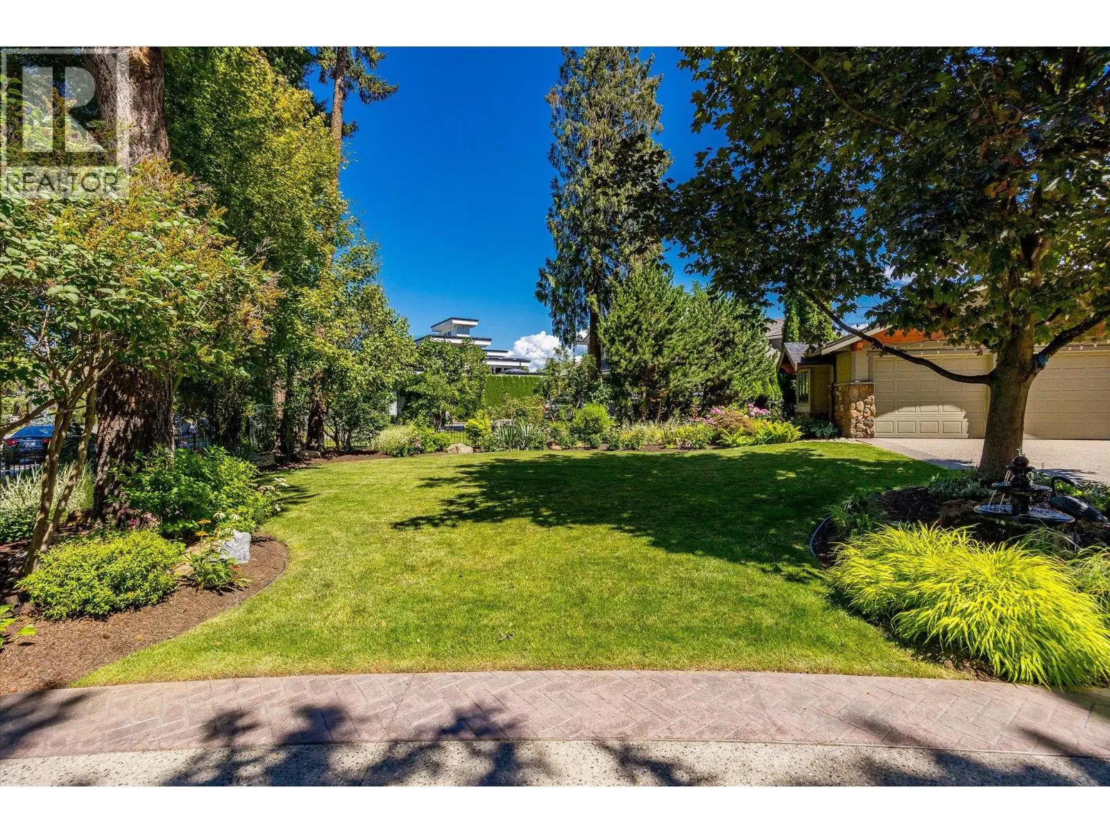 4295 Hobson Road. Kelowna, British Columbia