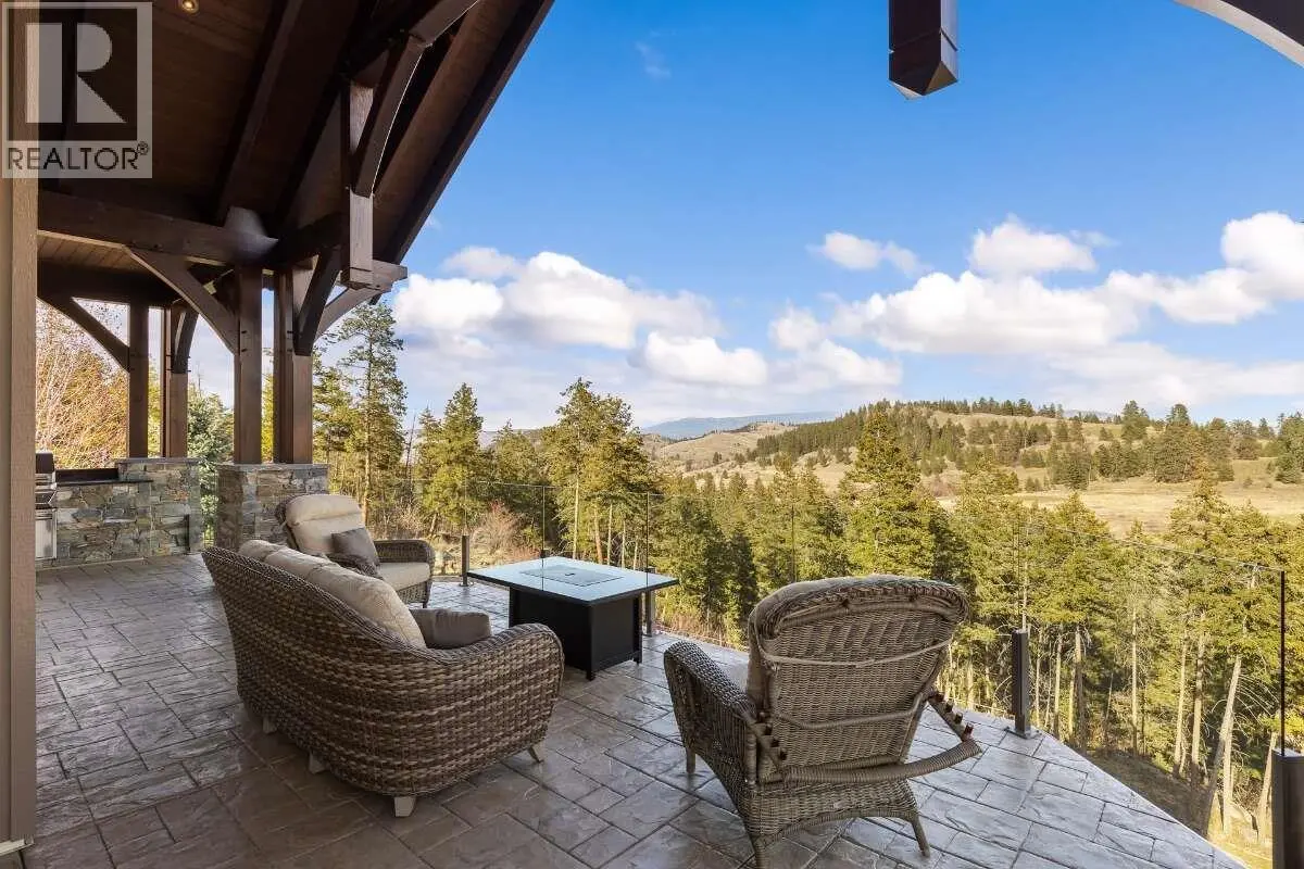 622 Jigger Place. Vernon, British Columbia