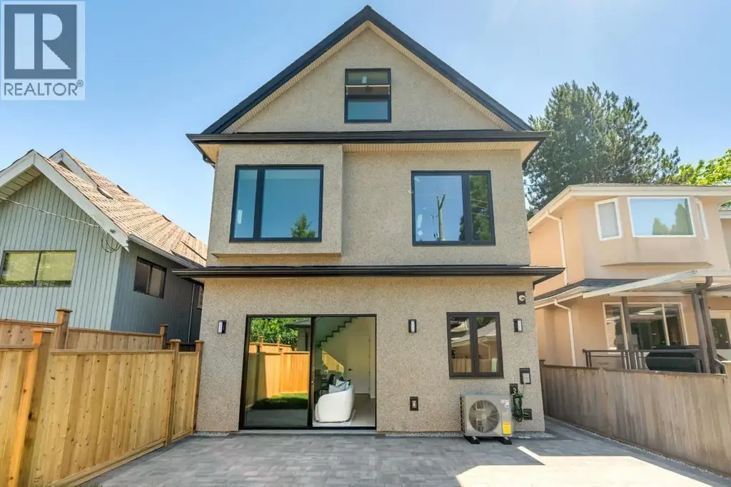 2 3771 W King Edward Avenue, Vancouver