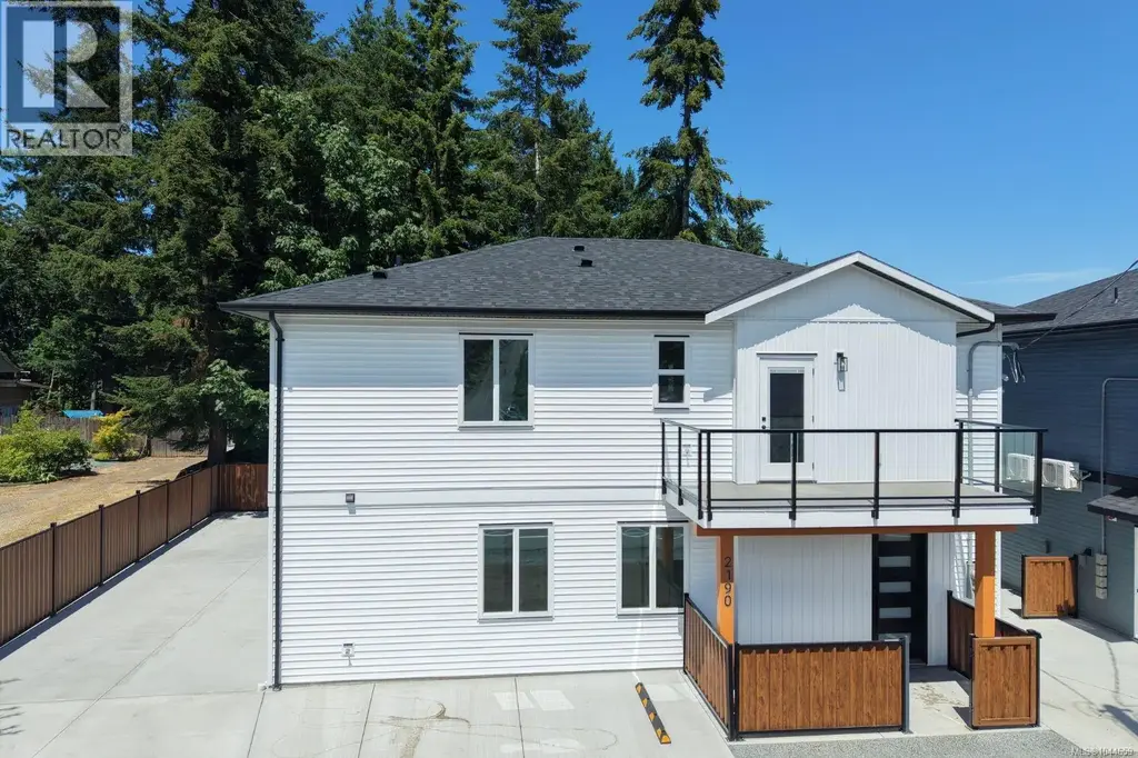 100 2190 Jingle Pot Rd, Nanaimo