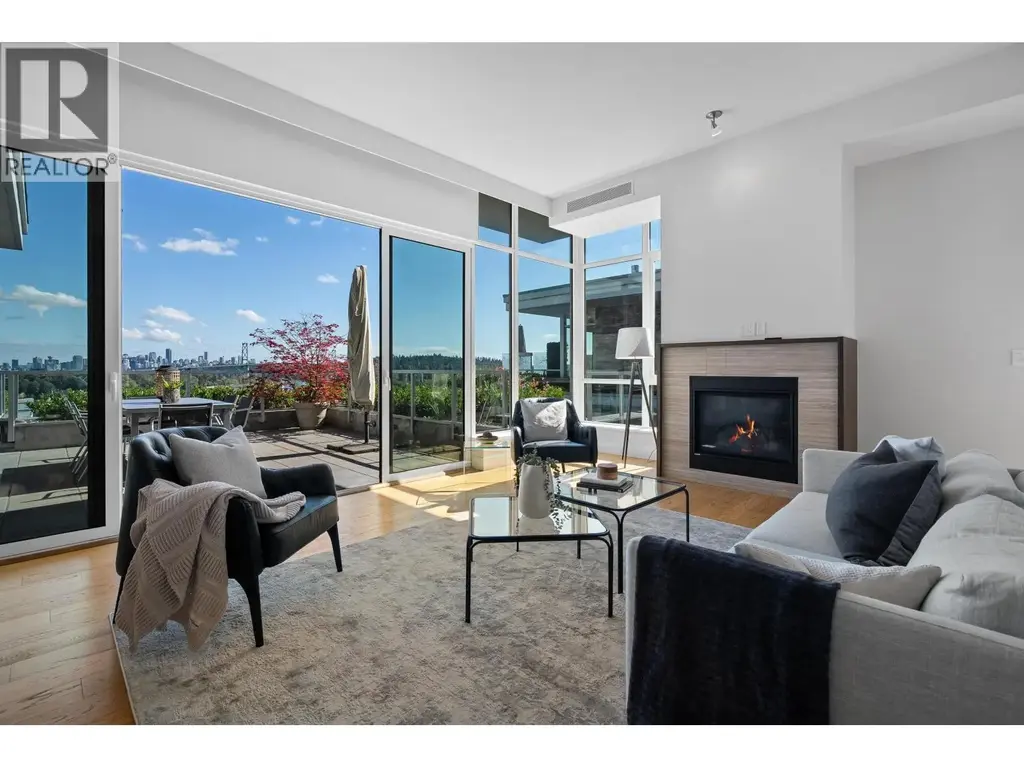702 876 Keith Road, West Vancouver