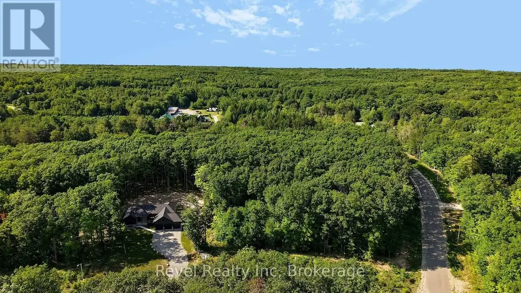 46 Voyageur Drive, Tiny