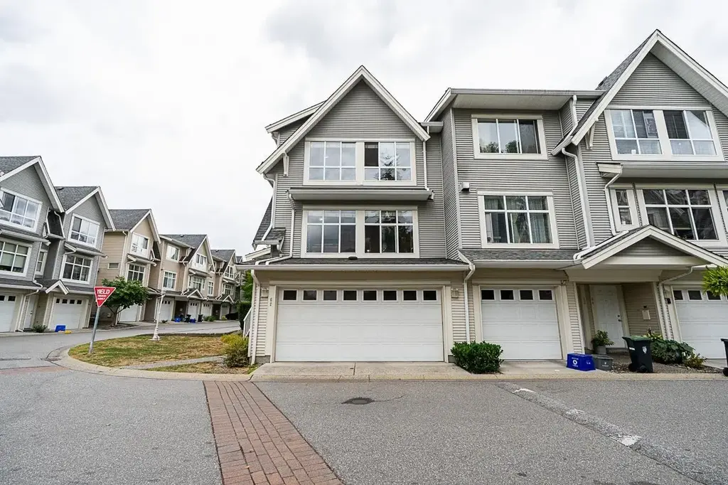 62 6450 199 Street, Langley