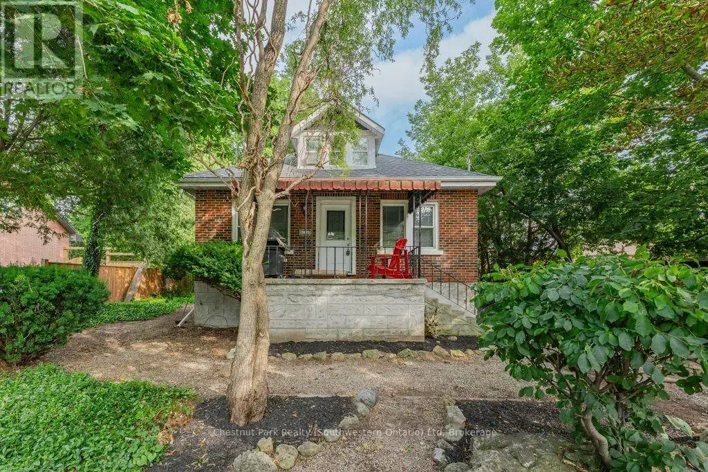 274 Water Street, Guelph (Dovercliffe Park/Old University)