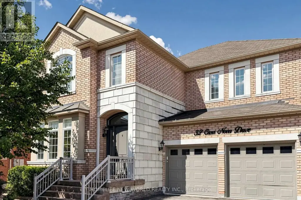 32 Casa Nova Drive, Vaughan (Vellore Village)