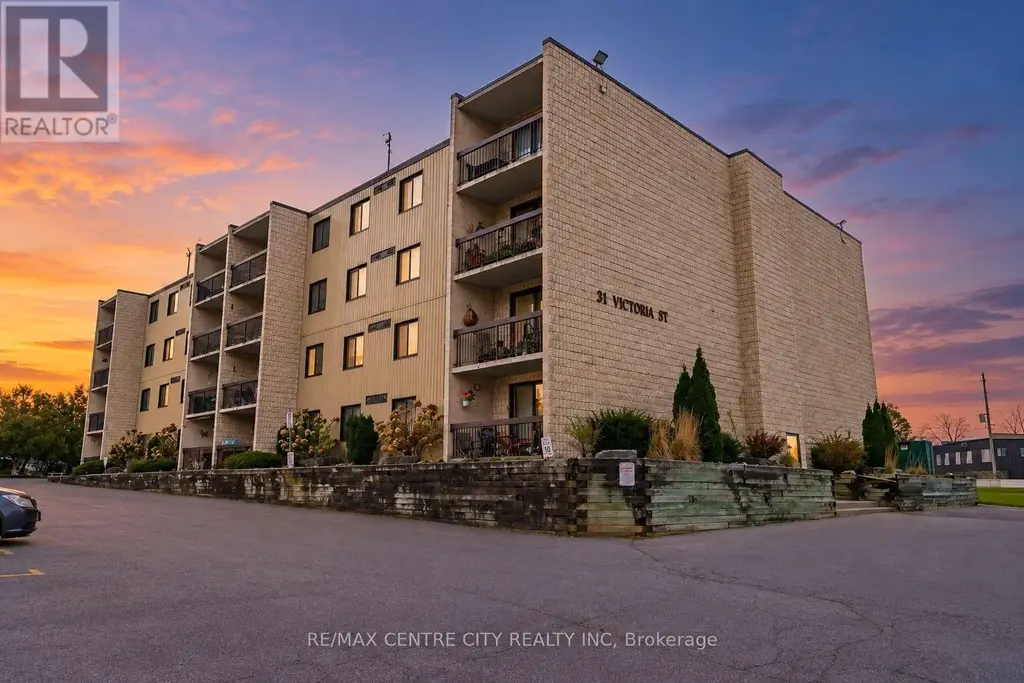 102 - 31 Victoria Street S, Strathroy-Caradoc (NW)
