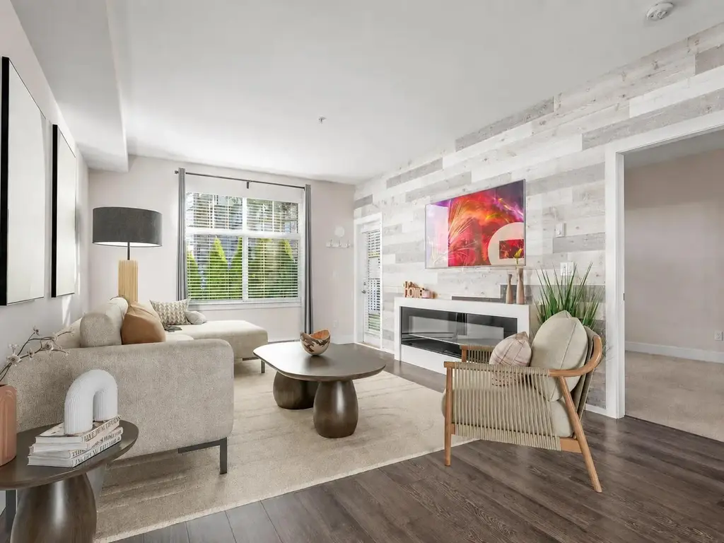 101 14605 Mcdougall Drive, Surrey