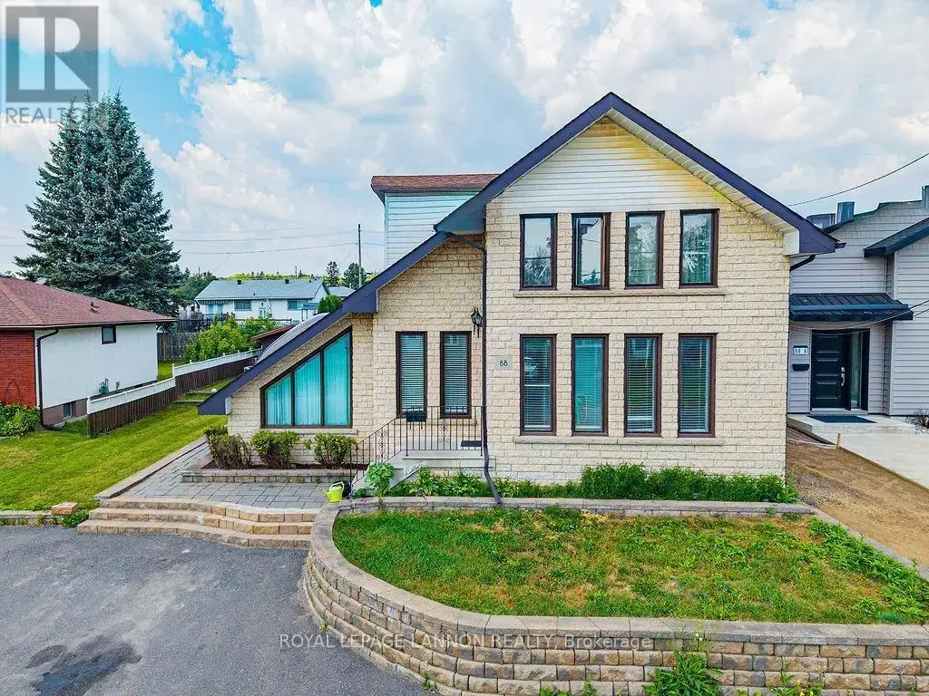 88 Carl Ave., Thunder Bay (John Street North)